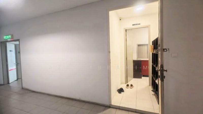 Kondominium untuk Dijual di Residensi Platinum Teratai - Azli Ibrahim - Entrance - PropertyGuru.com.my