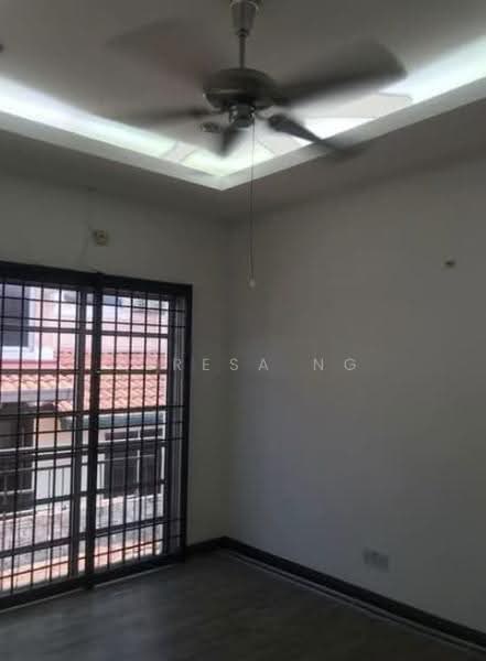 Semi-Detached House for Sale in Sepang (Selangor) - Teresa Ng - Room - PropertyGuru.com.my