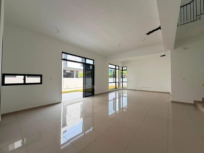 Cluster House for Sale in Horizon Hills (Iskandar Puteri (Nusajaya)) - Alen Tan - Living Room - PropertyGuru.com.my