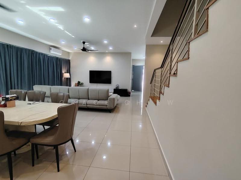 Cluster House for Rent in Taman Adda Heights (Tebrau) - Grace Chiew - Living Room - PropertyGuru.com.my