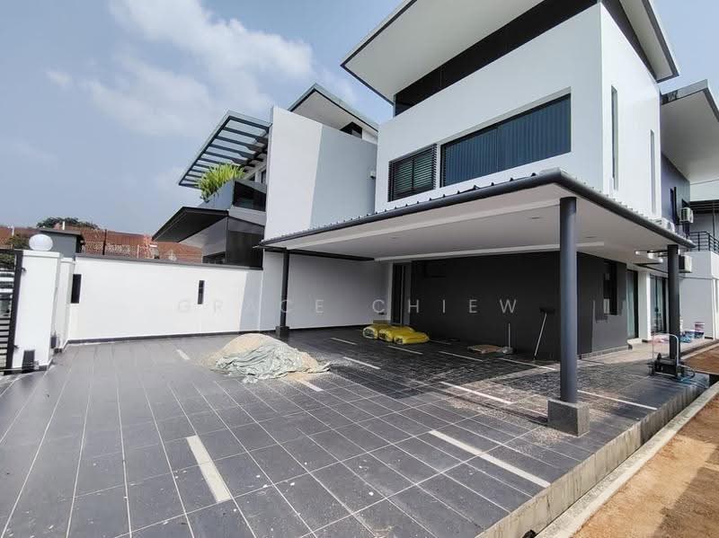 Cluster House for Rent in Taman Adda Heights (Tebrau) - Grace Chiew - Exterior - PropertyGuru.com.my