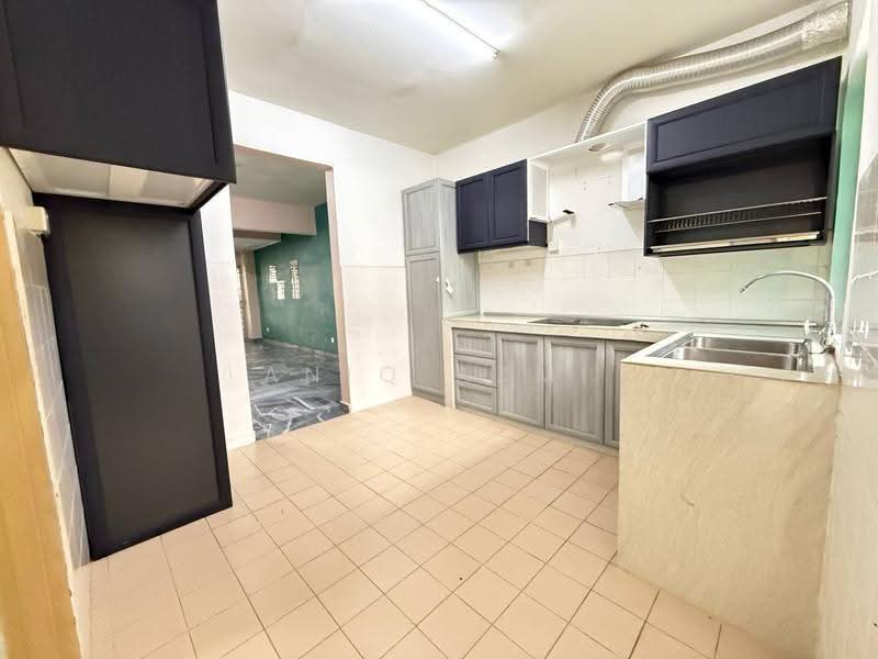 Terraced House for Sale in Taman Pinggiran Senawang (Sungai Gadut) - Aniq Azmi - Kitchen - PropertyGuru.com.my
