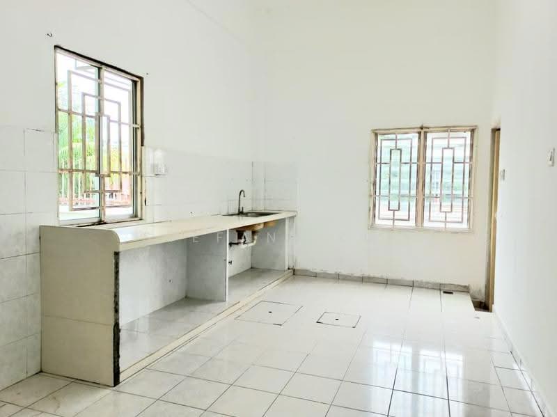 2-storey Terraced House for Rent in Batu Maung (Penang) - Stefany Kee - Kitchen - PropertyGuru.com.my
