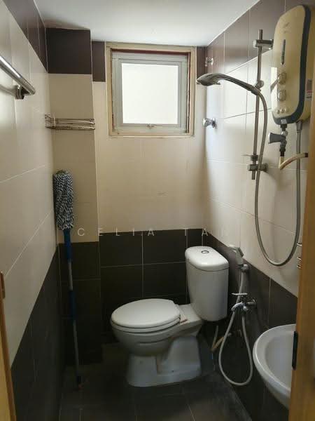 Apartment for Rent at Subang Perdana Goodyear Court 7 - Celia Tan - Bathroom - PropertyGuru.com.my