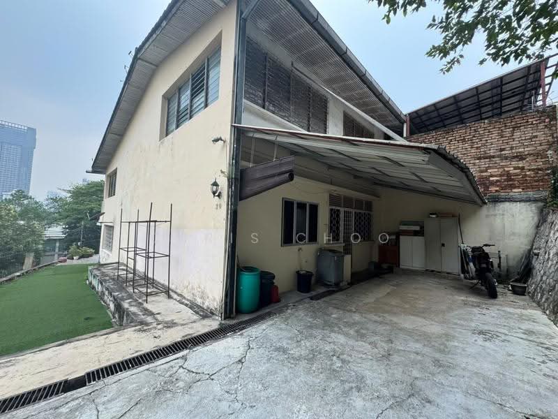 3-storey Terraced House for Sale in Seputeh (Kuala Lumpur) - Chris Choo - Exterior - PropertyGuru.com.my