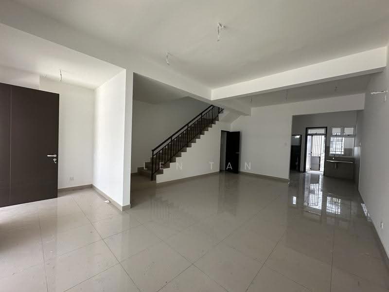 2-storey Terraced House for Rent in Johor Bahru (Johor) - Alen Tan - Living Room - PropertyGuru.com.my
