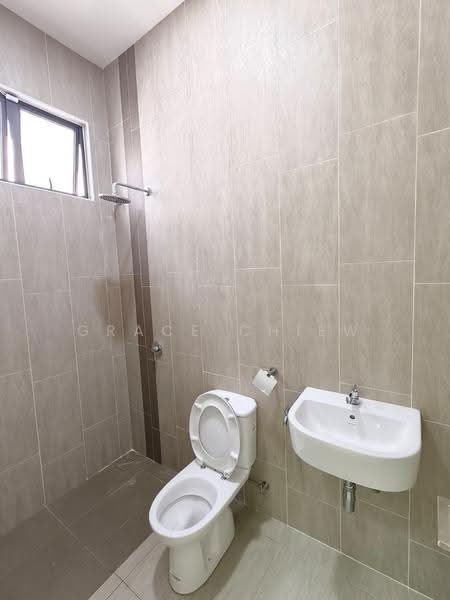 Rumah Kluster untuk Disewa di Taman Desa Tebrau (Tebrau) - Grace Chiew - Bathroom - PropertyGuru.com.my