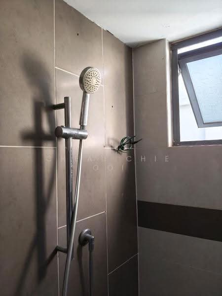 Kondominium untuk Disewa di Quayside @ Clear Water Bay - Cheau Chie Ooi - Bathroom - PropertyGuru.com.my