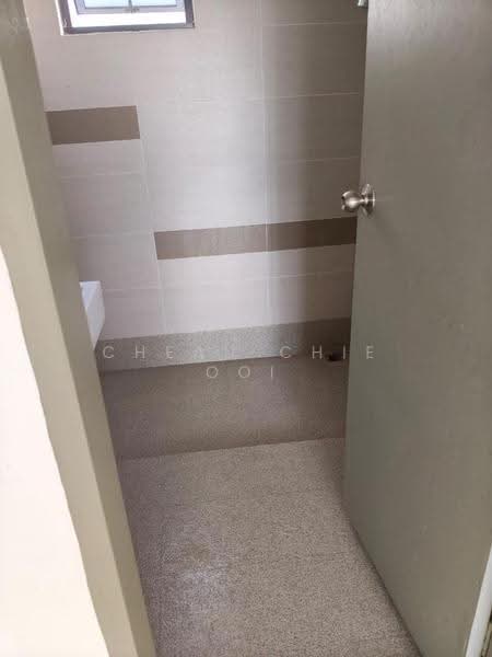 Kondominium untuk Disewa di Quayside @ Clear Water Bay - Cheau Chie Ooi - Bathroom - PropertyGuru.com.my