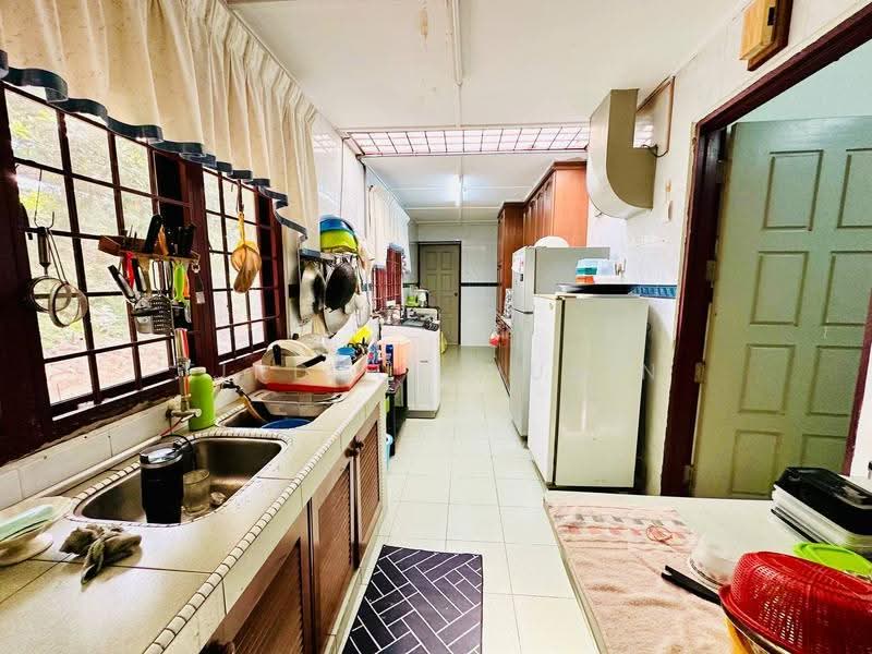 Rumah Teres 2-Tingkat untuk Dijual di Seksyen 1 Bandar Baru Bangi (Bandar Baru Bangi) - Firdaus Husin - Kitchen - PropertyGuru.com.my