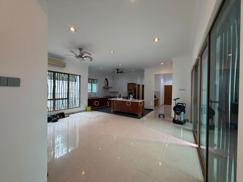 Bungalow House for Sale in Kajang (Selangor) - Roy Ooi - Kitchen - PropertyGuru.com.my