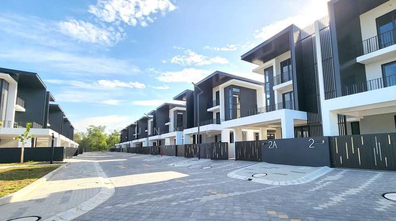 Rumah Berkembar untuk Dijual di Kolombong (Kota Kinabalu) - Sunnie Wu - PropertyGuru.com.my