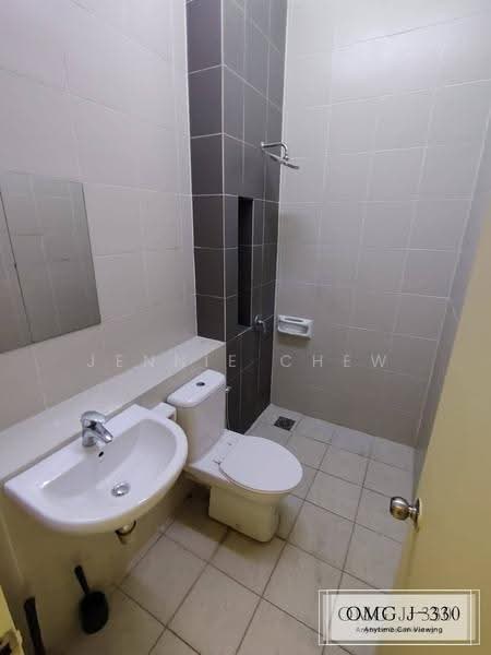 2.5-storey Terraced House for Sale in Setia Utama (Setia Alam) - Jennie Chew - Bathroom - PropertyGuru.com.my