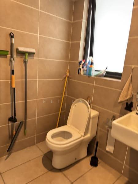 Service Residence for Rent at D'sara Sentral - Eli Lau - Bathroom - PropertyGuru.com.my