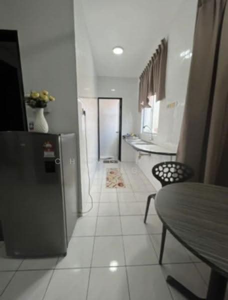 Apartment for Sale at Beverly Hills 5 - Ching Hui Wong - Kitchen - PropertyGuru.com.my