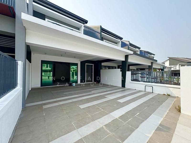 Rumah Teres 2-Tingkat untuk Dijual di Sungai Buloh (Selangor) - NORFADILAH ZAINUDDIN - Exterior - PropertyGuru.com.my