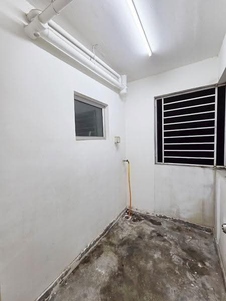 Apartment for Sale at De Bayu - Mahafiz . - PropertyGuru.com.my