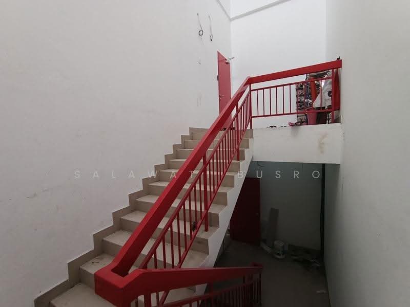 Kedai untuk Disewa di Seksyen 7 (Shah Alam) - Salawati Busro - Corridor - PropertyGuru.com.my