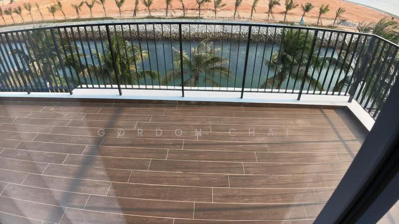 3-storey Terraced House for Sale in Senibong Cove (Masai) - Gordon Chai - Balcony - PropertyGuru.com.my