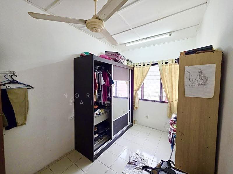 2-storey Terraced House for Sale in Taman Gombak (Batu Caves) - NORFADILAH ZAINUDDIN - Bedroom - PropertyGuru.com.my