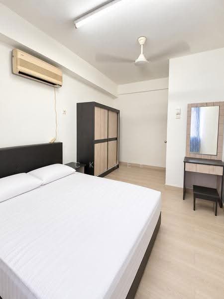 Condominium for Rent at Vista Komanwel A - CK Yee - Bedroom - PropertyGuru.com.my