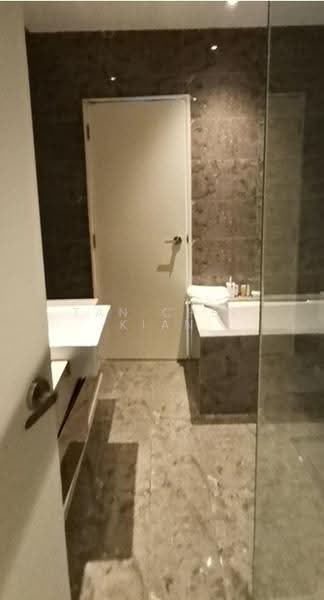 Kediaman Servis untuk Dijual di Dorsett Residences Sri Hartamas - Tan Chee Kian - Bathroom - PropertyGuru.com.my