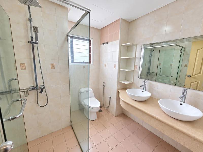 2.5-storey Terraced House for Sale in Sunway SPK Damansara (Batu) - Mohd Shafik - Bathroom - PropertyGuru.com.my