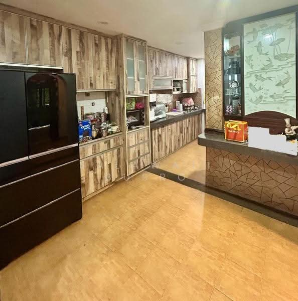 2-storey Terraced House for Rent in Seksyen 7 (Shah Alam) - Salawati Busro - Kitchen - PropertyGuru.com.my