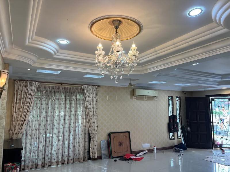 2-storey Terraced House for Rent in Seksyen 7 (Shah Alam) - Salawati Busro - Living Room - PropertyGuru.com.my