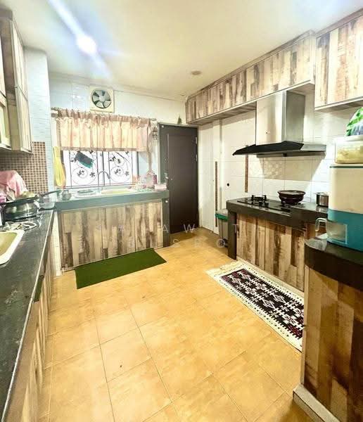 2-storey Terraced House for Rent in Seksyen 7 (Shah Alam) - Salawati Busro - Kitchen - PropertyGuru.com.my