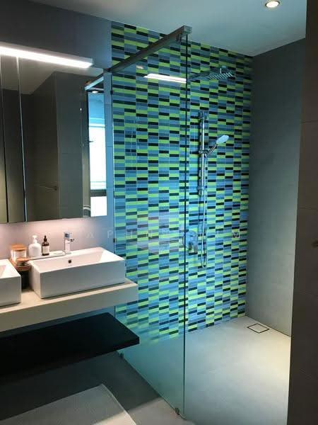 Kediaman Servis untuk Dijual di The Leafz @ Dedaun - Daphne Lim - Bathroom - PropertyGuru.com.my