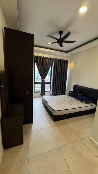 Kediaman Servis untuk Dijual di Sky Meridien - Jin Hao - Bedroom - PropertyGuru.com.my