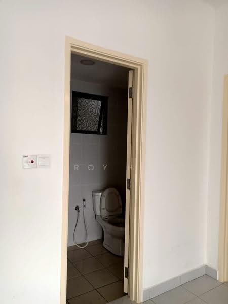 Condominium for Sale at Residensi Puchongmas - Roy Ho - Bathroom - PropertyGuru.com.my