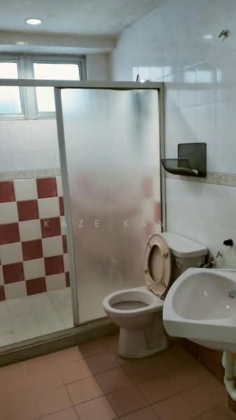 Condominium for Rent at Desa Bukit Jambul - Kaze Kang - Bathroom - PropertyGuru.com.my