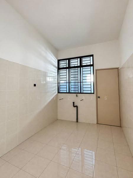 Semi-Detached House for Sale in Taman Saujana (Kluang) - ALHAFIZ AZIS - PropertyGuru.com.my