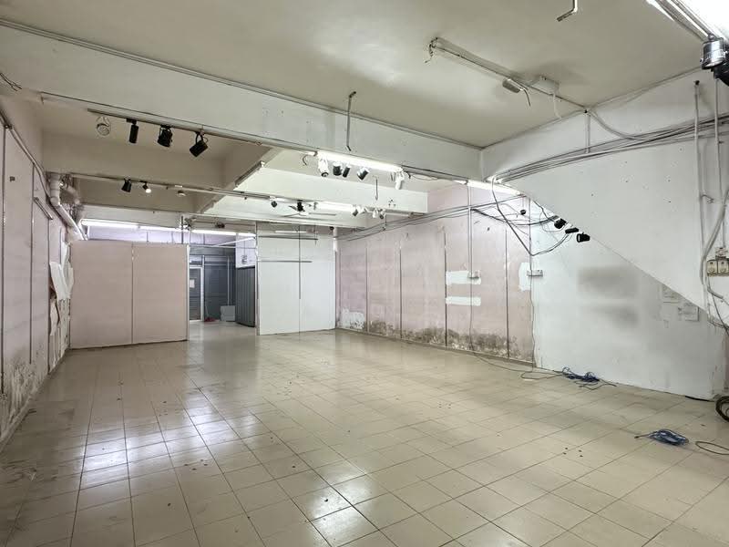 Kedai untuk Disewa di Chow Kit (KL City Centre) - Yang . - Interior - PropertyGuru.com.my