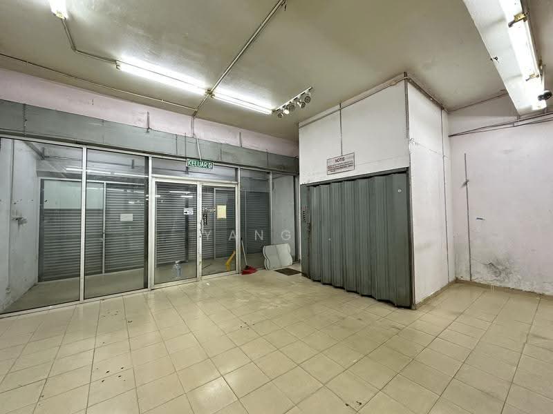Kedai untuk Disewa di Chow Kit (KL City Centre) - Yang . - Entrance - PropertyGuru.com.my