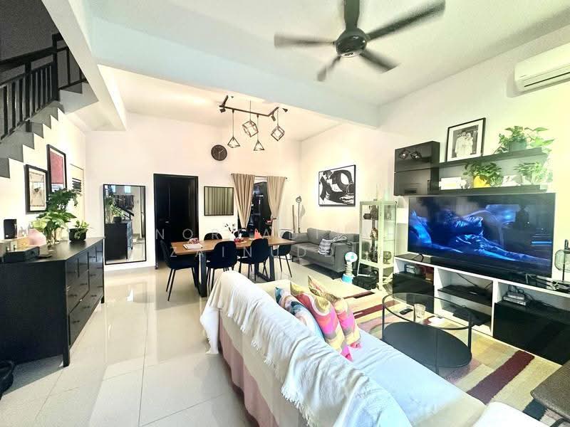 Terraced House for Sale in Sungai Buloh (Selangor) - NORFADILAH ZAINUDDIN - Living Room - PropertyGuru.com.my