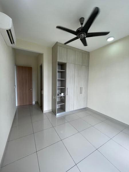 Kondominium untuk Disewa di Green Residence - Brooke Chang - Bedroom - PropertyGuru.com.my