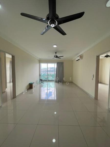 Kondominium untuk Disewa di Green Residence - Brooke Chang - Living Room - PropertyGuru.com.my