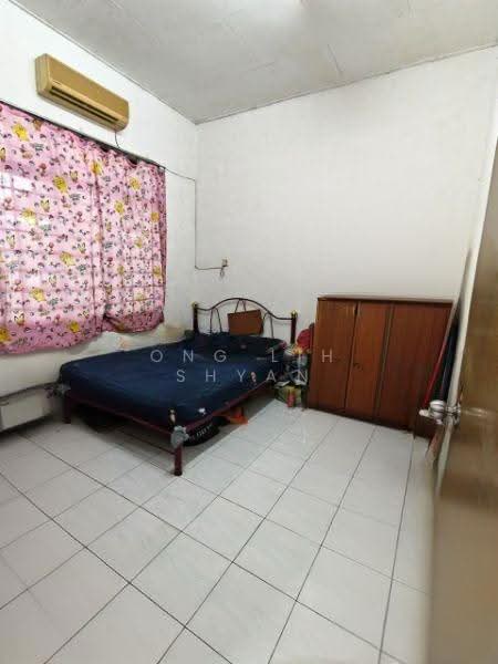 1-storey Terraced House for Sale in Taman Saujana (Pontian) - Ong Lih Shyan - Bedroom - PropertyGuru.com.my