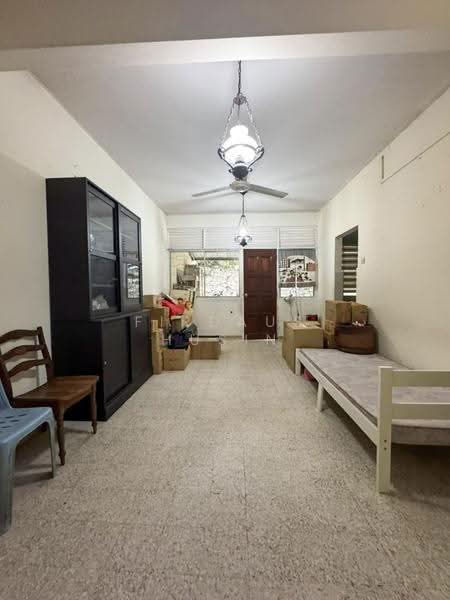 3-storey Terraced House for Sale in Taman Seputeh (Seputeh) - Firdaus Husin - Living Room - PropertyGuru.com.my