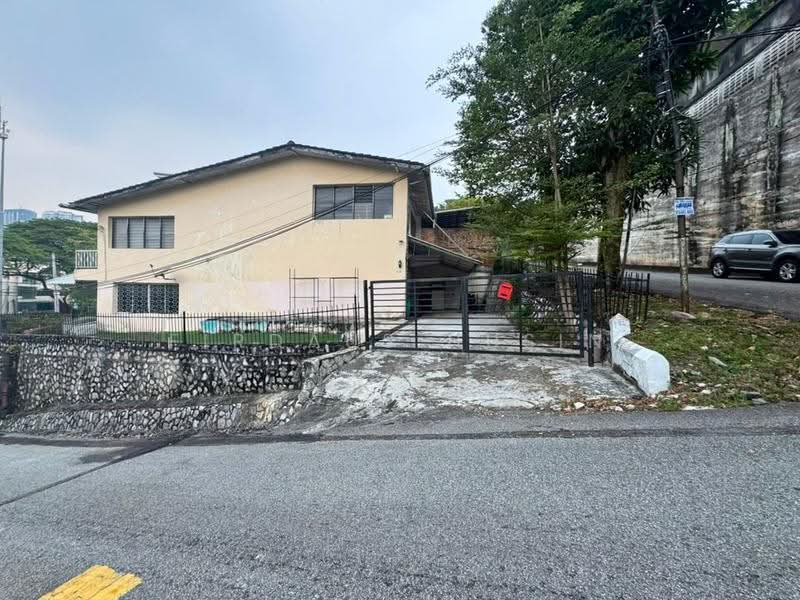 3-storey Terraced House for Sale in Taman Seputeh (Seputeh) - Firdaus Husin - Exterior - PropertyGuru.com.my
