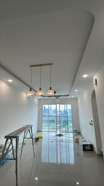 Kondominium untuk Disewa di d'Brightton - Summer Tam - Living Room - PropertyGuru.com.my