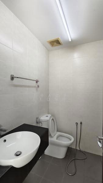 Rumah Teres 3-Tingkat untuk Dijual di Kinrara Residence (Puchong) - Tracy Leong - Bathroom - PropertyGuru.com.my