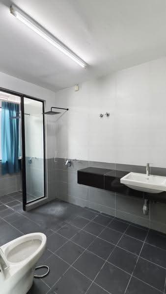 Rumah Teres 3-Tingkat untuk Dijual di Kinrara Residence (Puchong) - Tracy Leong - Bathroom - PropertyGuru.com.my
