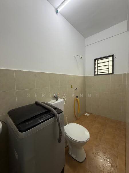 2-storey Terraced House for Sale in Taman Scientex Pasir Gudang (Pasir Gudang) - Seri Wangi - Bathroom - PropertyGuru.com.my