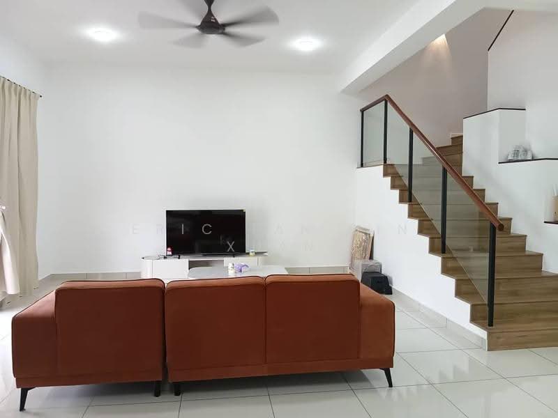 Link Bungalow for Rent in Petaling Jaya (Selangor) - Eric Tan Min Xuan - Living Room - PropertyGuru.com.my