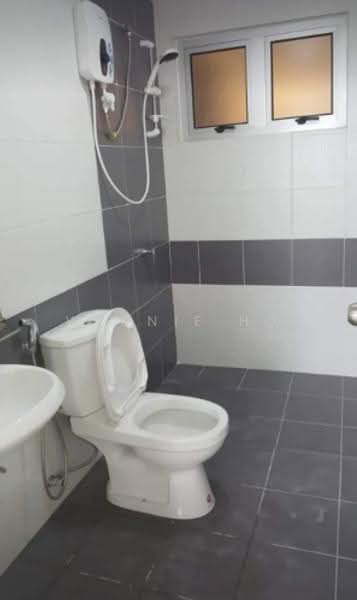 Apartment for Sale at Residensi Razakmas - Wennie Ho - Bathroom - PropertyGuru.com.my