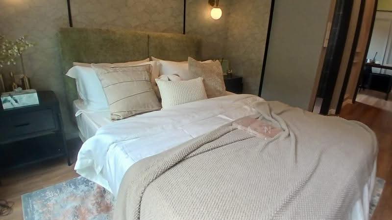 Service Residence for Sale at Viera 15 - Shenty Tan - Bedroom - PropertyGuru.com.my